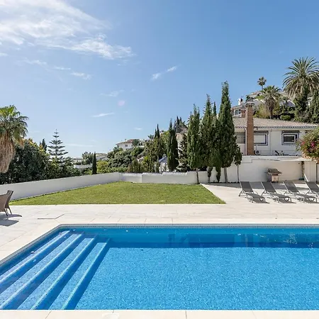 Luxury With Private Pool *