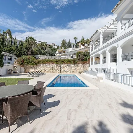 Luxury With Private Pool *